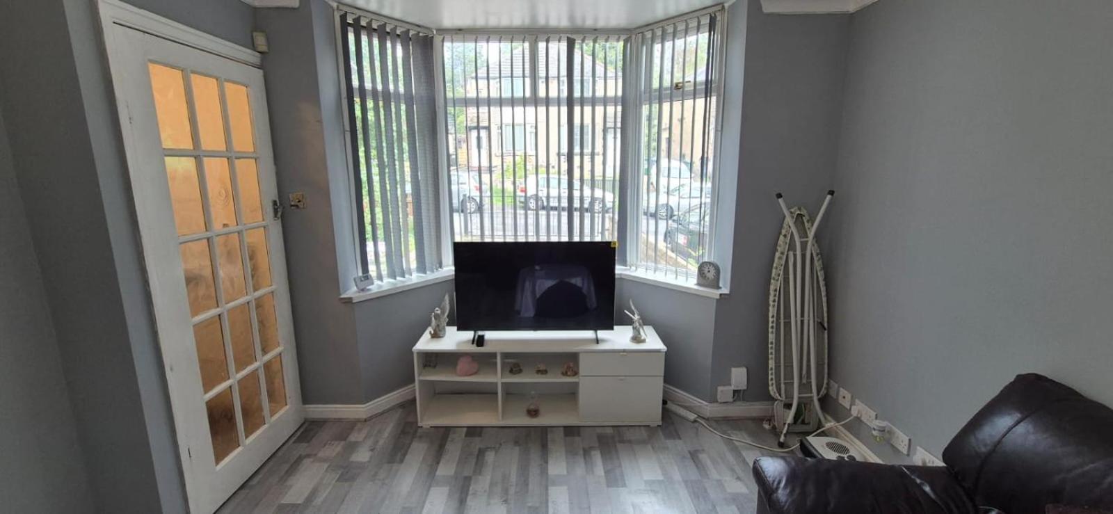 Holiday home Cosy Near Arena & Leeds Airport
