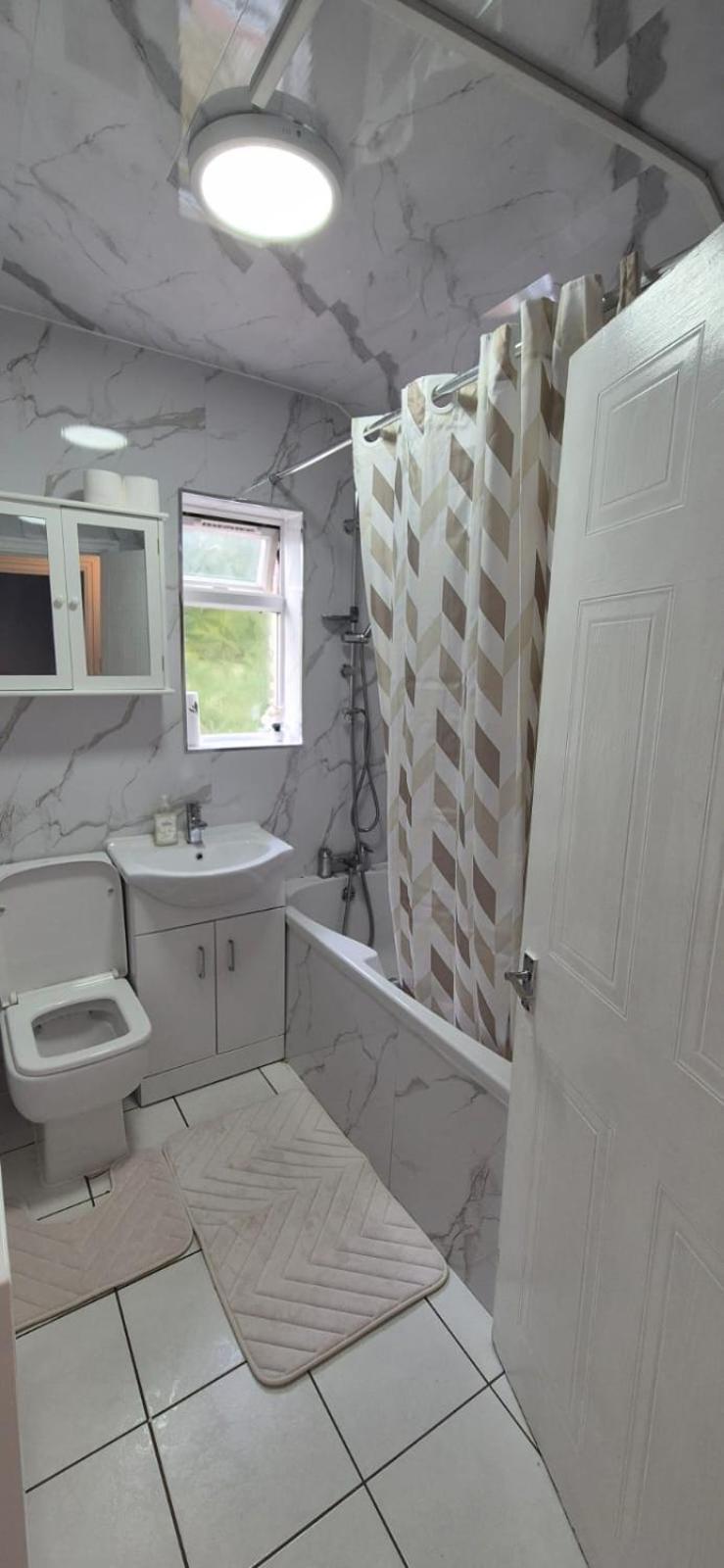 Cosy Near Arena & Leeds Airport * Bradford (West Yorkshire)